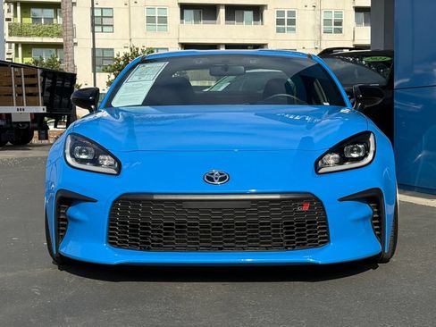 Used 2024 Toyota GR86 Premium RWD image 4