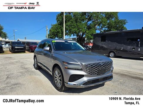 Used 2025 Genesis GV80 2.5T Standard AWD/4WD image 1