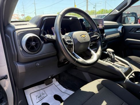Used 2023 Chevrolet Colorado LT w/ LT Convenience Package RWD image 18