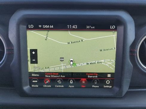 Used 2023 Jeep Gladiator Rubicon AWD/4WD image 6