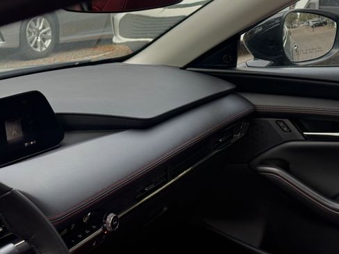 Used 2025 MAZDA MAZDA3 s image 29
