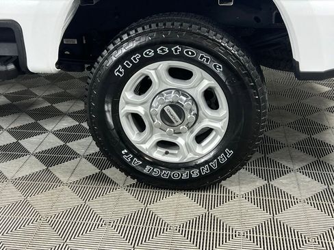 Used 2025 Ford F250 XLT image 13