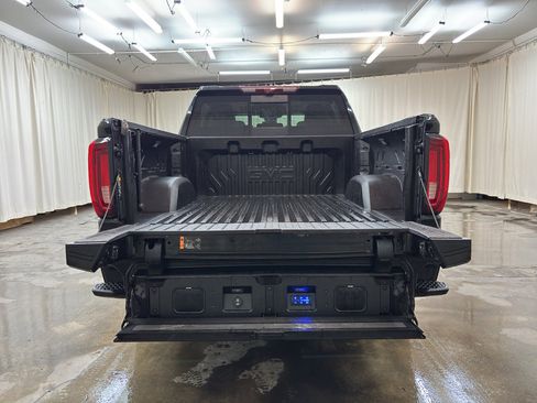 Used 2023 GMC Sierra 1500 Denali image 8