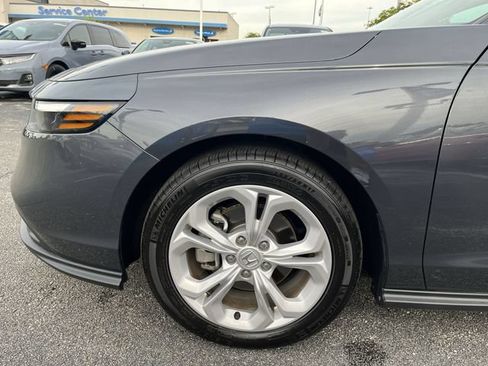 Used 2025 Honda Accord LX image 20