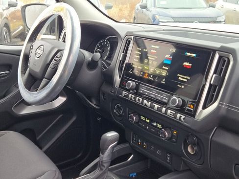 New 2026 Nissan Frontier SV w/ All-Weather Content Package image 10