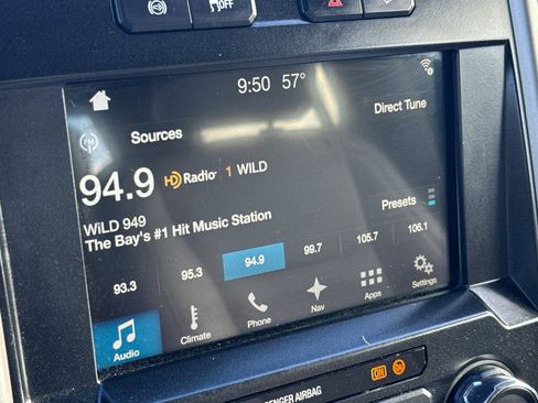 Used 2017 Ford F250 Lariat w/ Chrome Package image 21