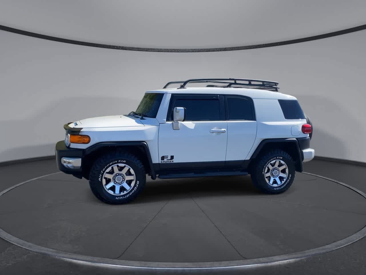 Used 2014 Toyota FJ Cruiser 4WD w/ Upgrade Package image 6