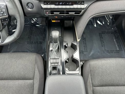 Used 2025 Toyota Camry LE w/ Convenience Package AWD/4WD image 11