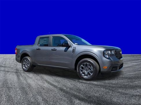 New 2026 Ford Maverick XLT w/ XLT Luxury Package FWD image 2