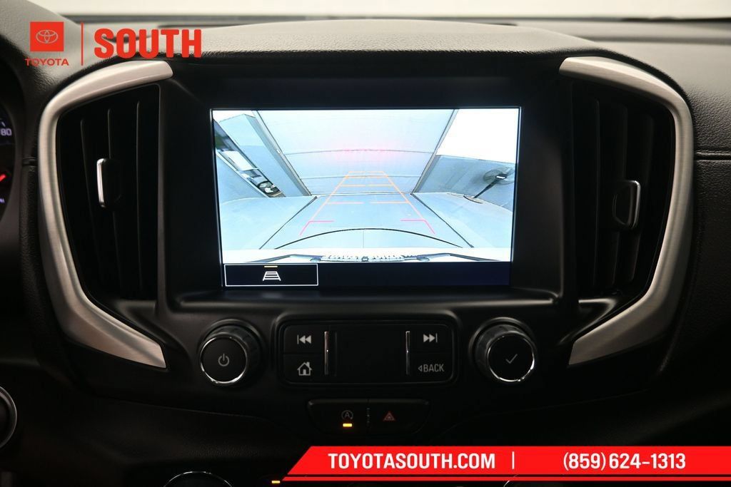 Used 2023 GMC Terrain SLT FWD image 18