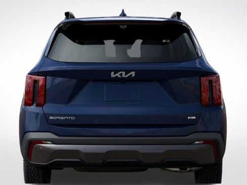 Used 2024 Kia Sorento SX Prestige w/ Olive Brown Leather Package image 13