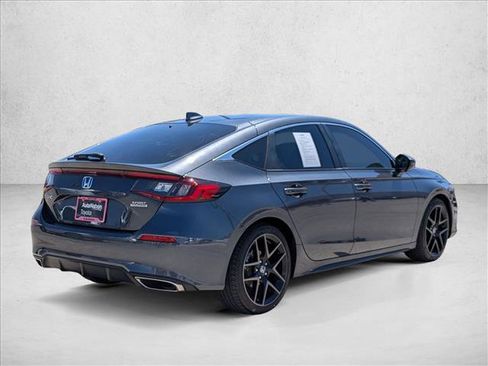 Used 2024 Honda Civic Sport Touring image 5