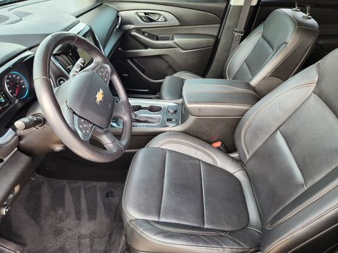 Used 2019 Chevrolet Traverse Premier w/ Driver Confidence II Package image 15