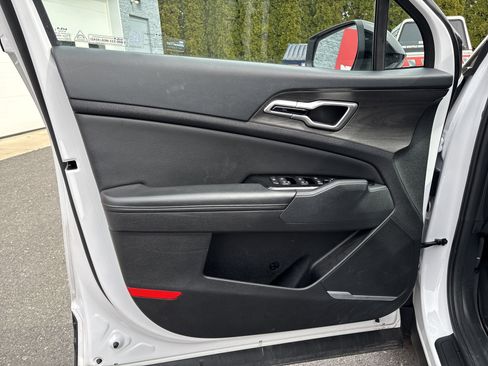 Used 2023 Kia Sportage X-Line w/ X-Line Premium Package image 16