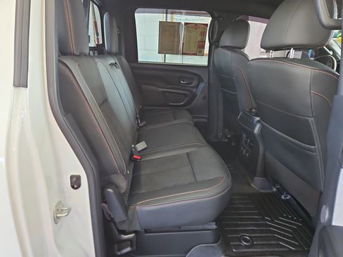 Used 2021 Nissan Titan PRO-4X w/ Pro-4x Utility Package AWD/4WD image 10