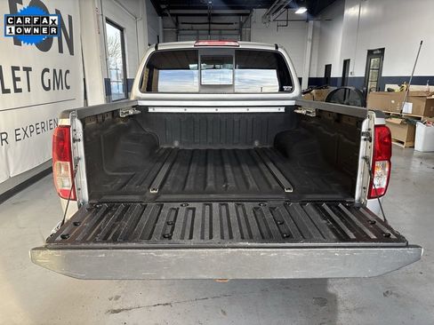 Used 2019 Nissan Frontier SV w/ Value Truck Package image 32