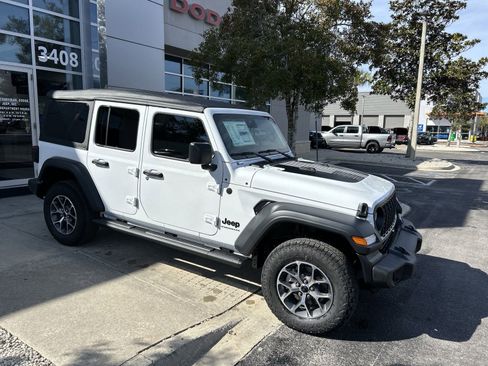 New 2025 Jeep Wrangler Sport S image 10