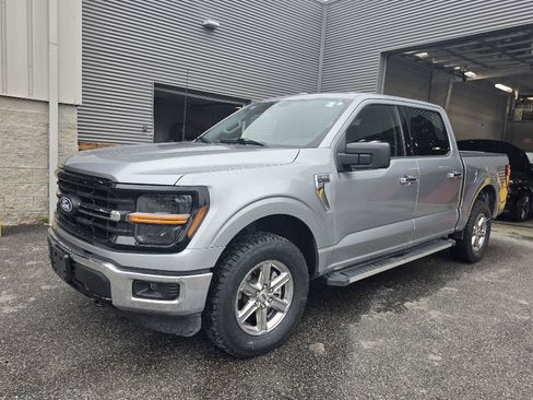 Used 2025 Ford F150 XLT w/ Equipment Group 301A Standard AWD/4WD image 8