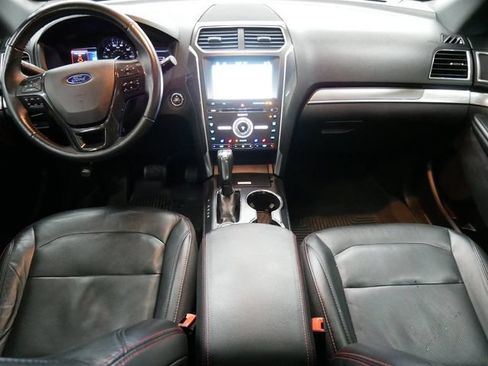 Used 2017 Ford Explorer Sport w/ Equipment Group 401A AWD/4WD image 12
