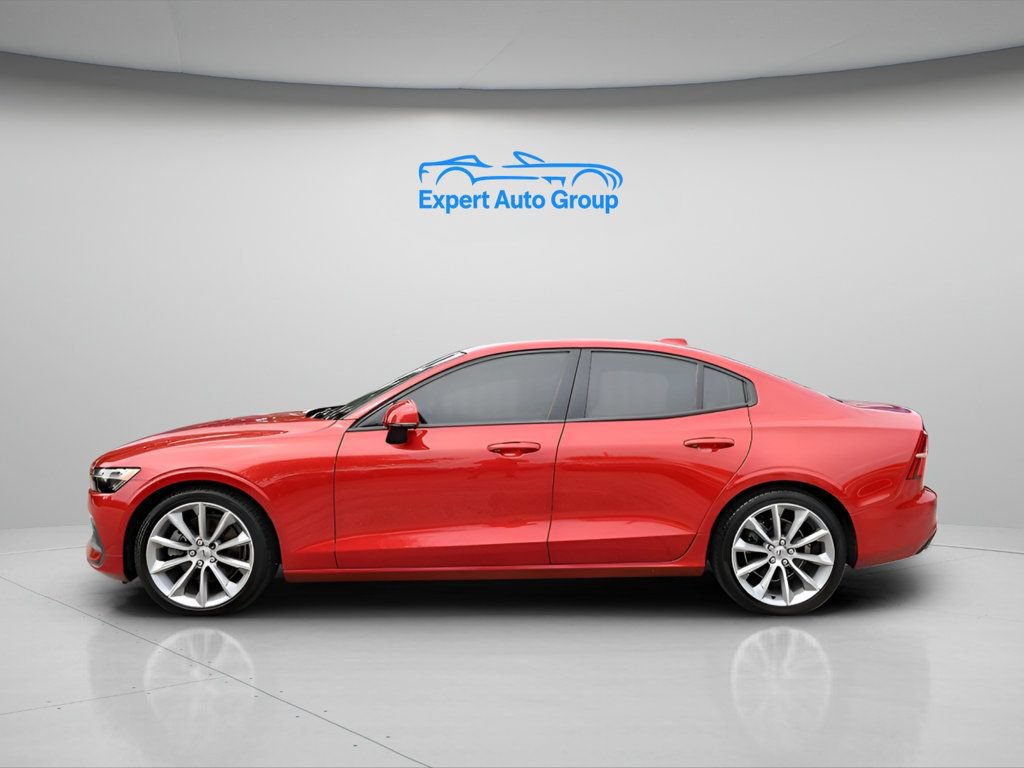 Used 2020 Volvo S60 T5 Momentum FWD image 2