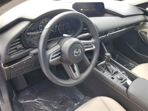 Used 2020 MAZDA MAZDA3 AWD Sedan w/ Preferred Package image 16