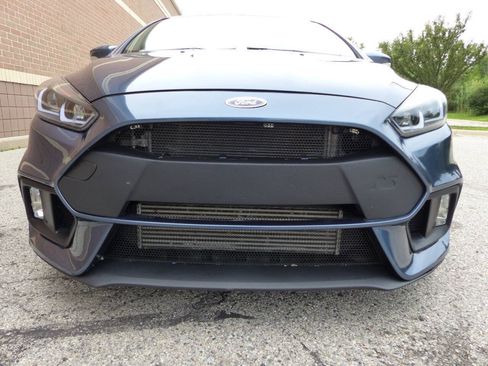 Used 2018 Ford Focus ST w/ Equipment Group 402A FWD image 15
