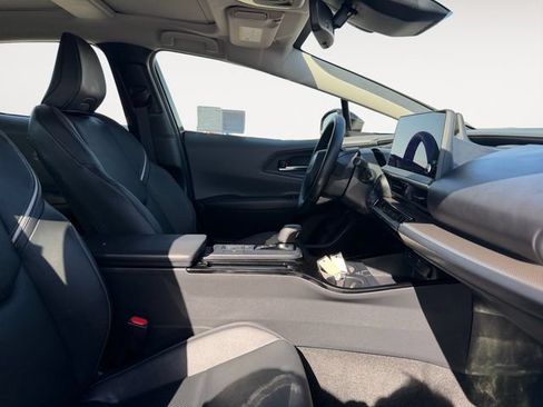 Certified 2026 Toyota Prius XLE FWD image 13