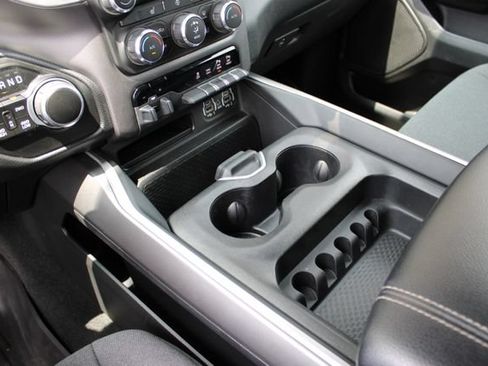 Used 2022 RAM 1500 Big Horn AWD/4WD image 28