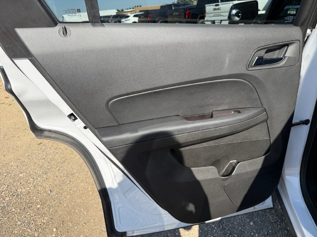 Used 2017 GMC Terrain SLE FWD image 32