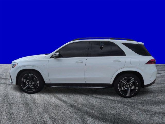 Used 2025 Mercedes-Benz GLE 450e 4MATIC image 7