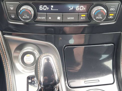 Used 2022 Nissan Maxima SR w/ Sport Mat Group FWD image 20
