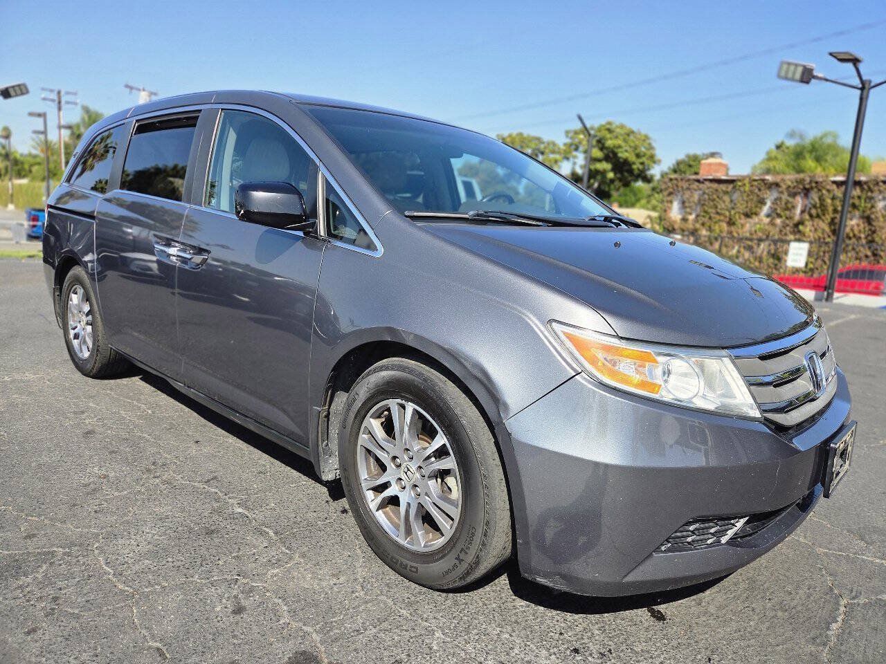 Used 2012 Honda Odyssey EX image 2