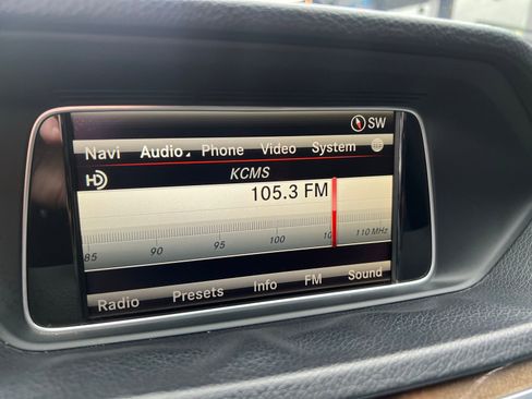 Used 2014 Mercedes-Benz E 350 Sedan image 29