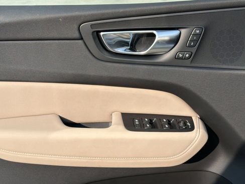 New 2026 Volvo XC60 B5 Plus w/ Protection Package Premier AWD/4WD image 12