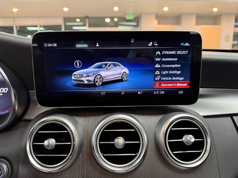 Used 2020 Mercedes-Benz C 300 Sedan image 19