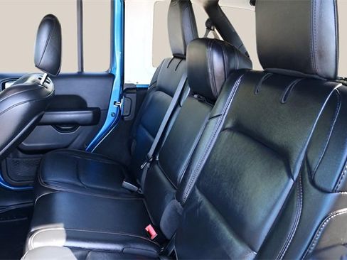 Used 2021 Jeep Wrangler Unlimited Rubicon image 14