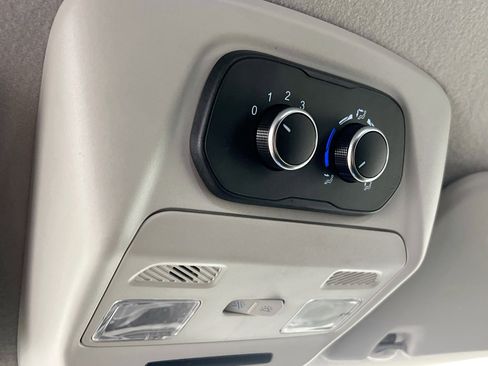 Used 2021 Ford Transit 350 XLT image 22