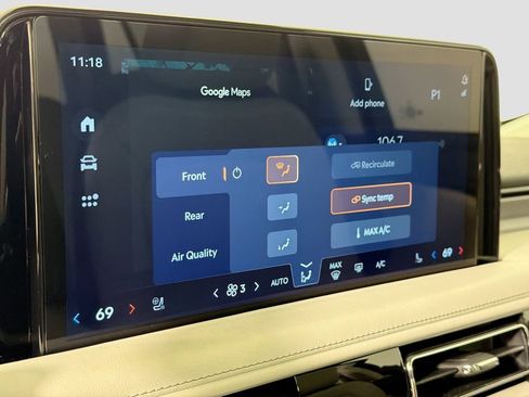 Used 2025 Lincoln Aviator 2WD image 16