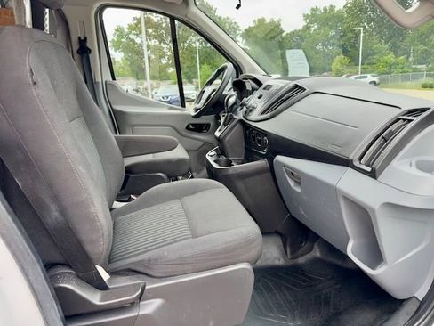 Used 2018 Ford Transit 250 130 Low Roof w/ Exterior Upgrade Package RWD image 8
