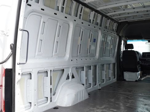 Used 2023 Mercedes-Benz Sprinter 2500 image 11