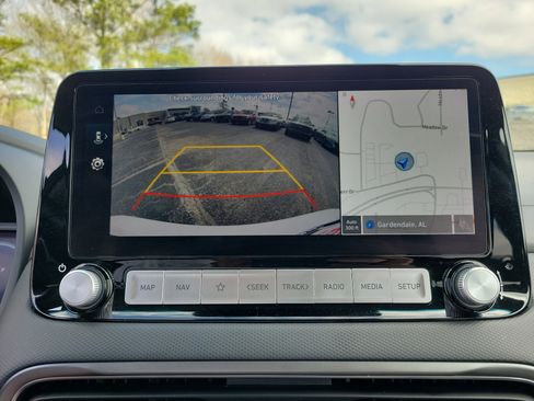 Used 2023 Hyundai Kona SEL image 16