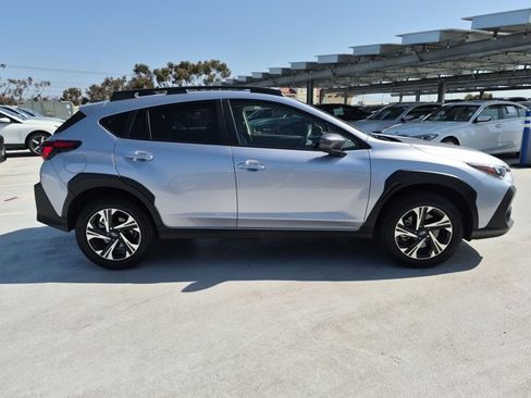 Used 2024 Subaru Crosstrek 2.0i Premium AWD/4WD image 4