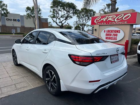 Used 2025 Nissan Sentra SV FWD image 6