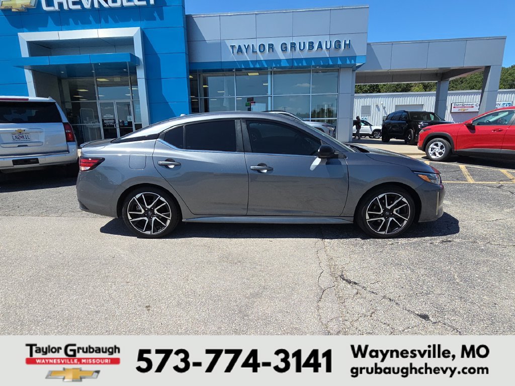 Used 2024 Nissan Sentra SR w/ SR Premium Package FWD image 1