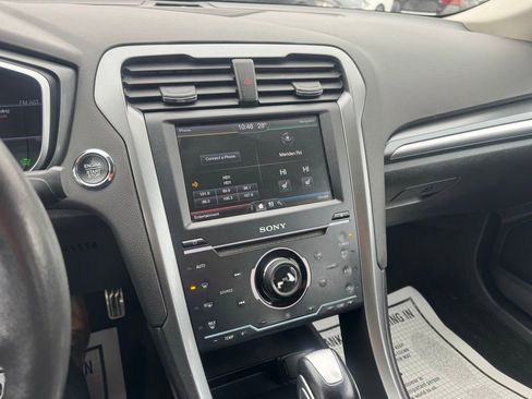 Used 2014 Ford Fusion Titanium image 42