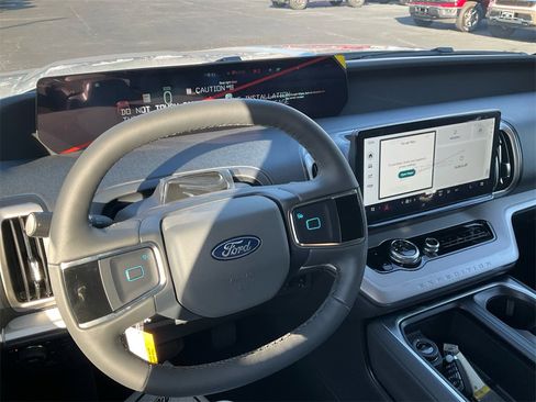 New 2026 Ford Expedition Max Active image 25