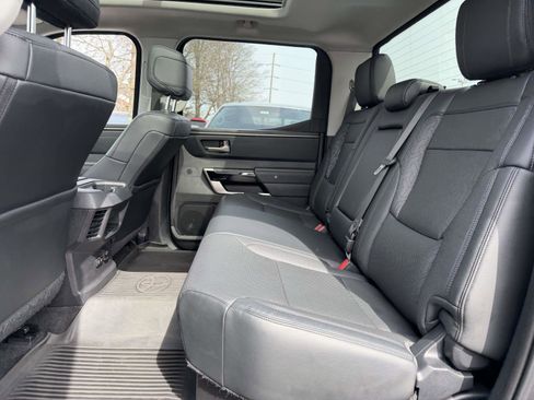 Used 2022 Toyota Tundra Limited AWD/4WD image 12