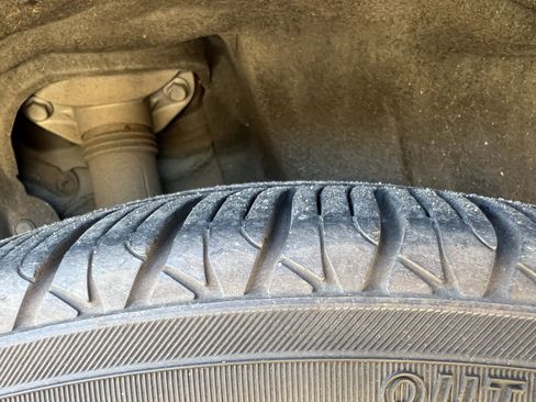 Used 2019 Toyota Camry SE image 12