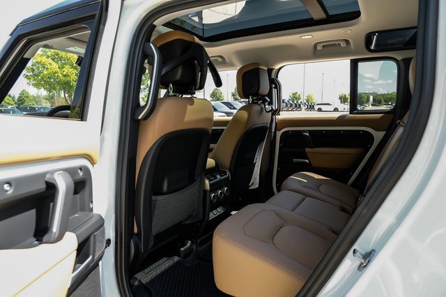 New 2026 Land Rover Defender 110 S AWD/4WD image 49