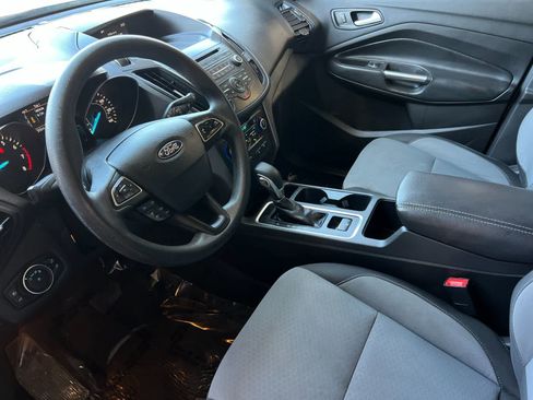 Used 2018 Ford Escape SE FWD image 12